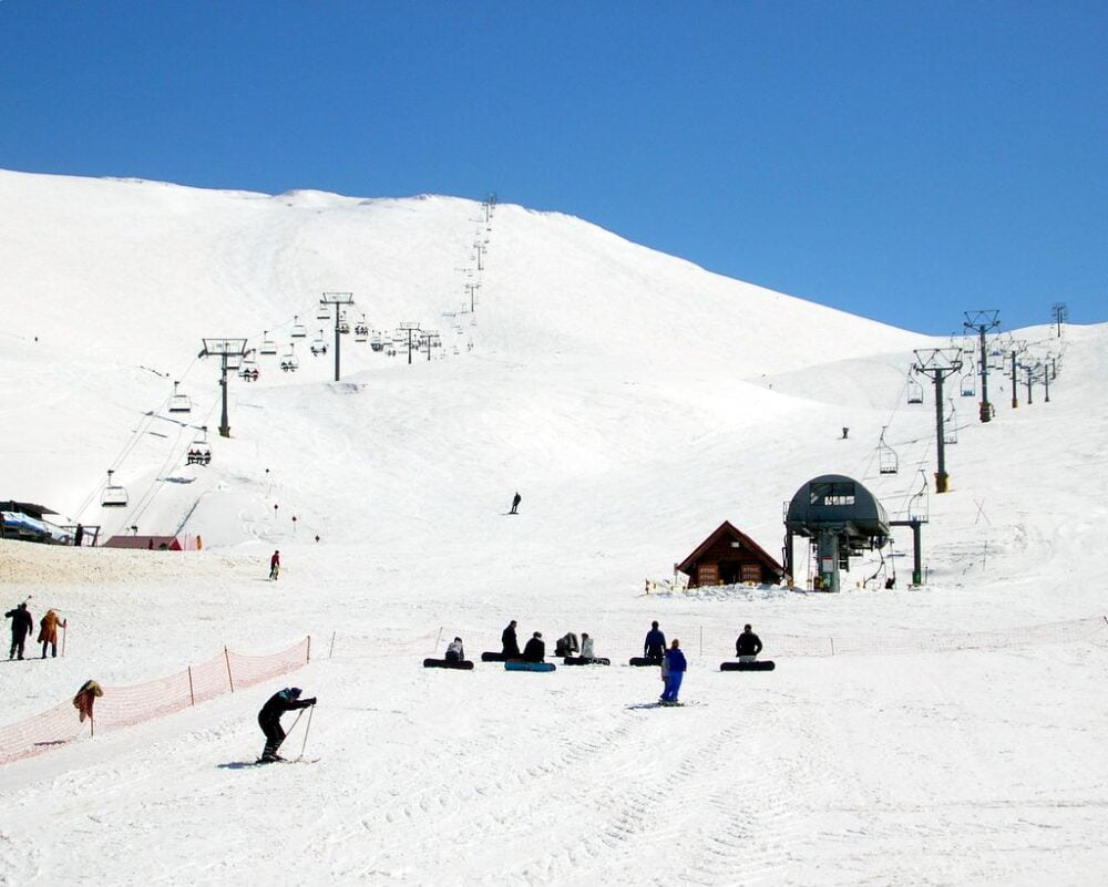 parnassos ski center